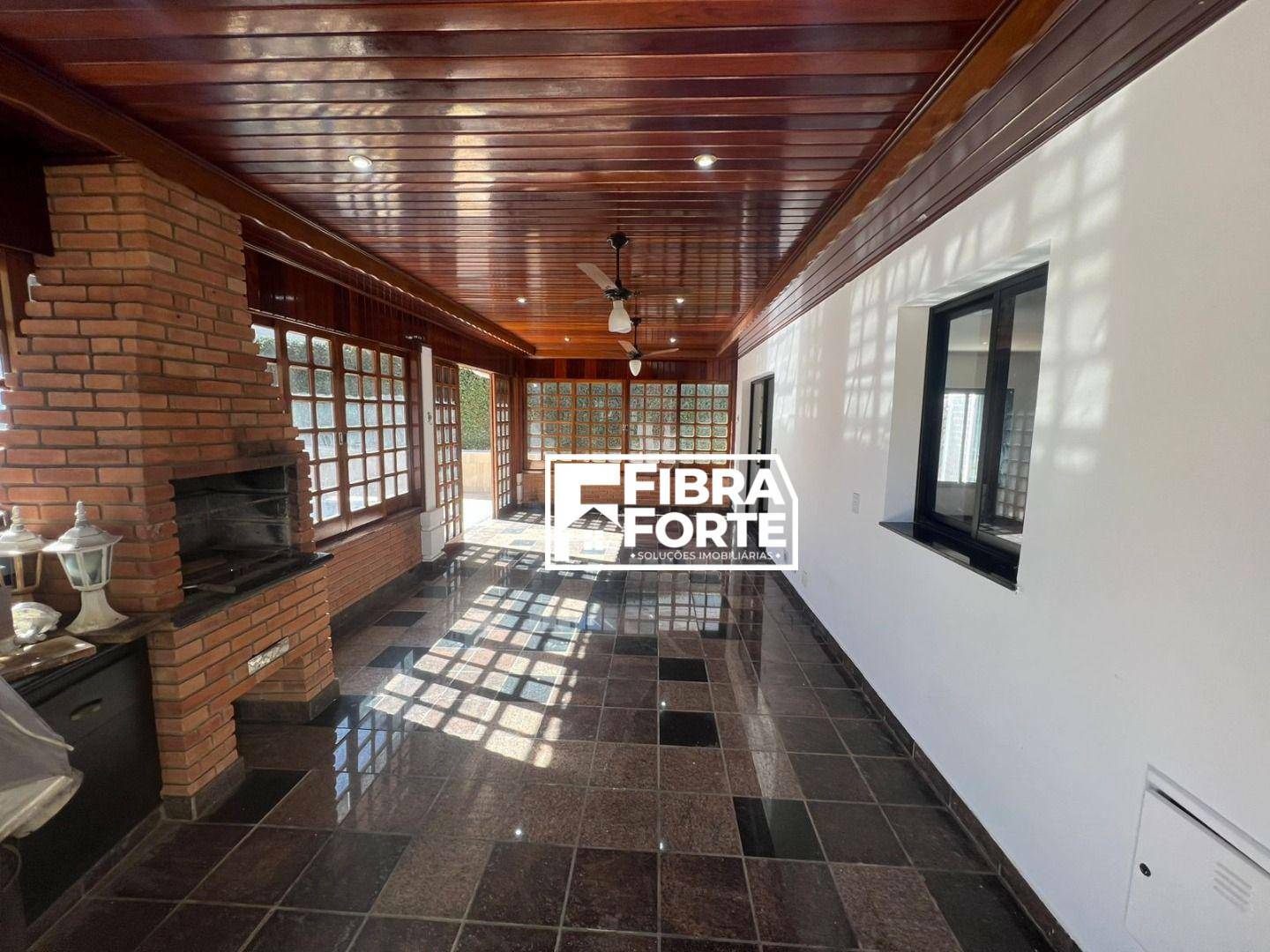 Casa de Condomínio para alugar com 5 quartos, 410m² - Foto 36