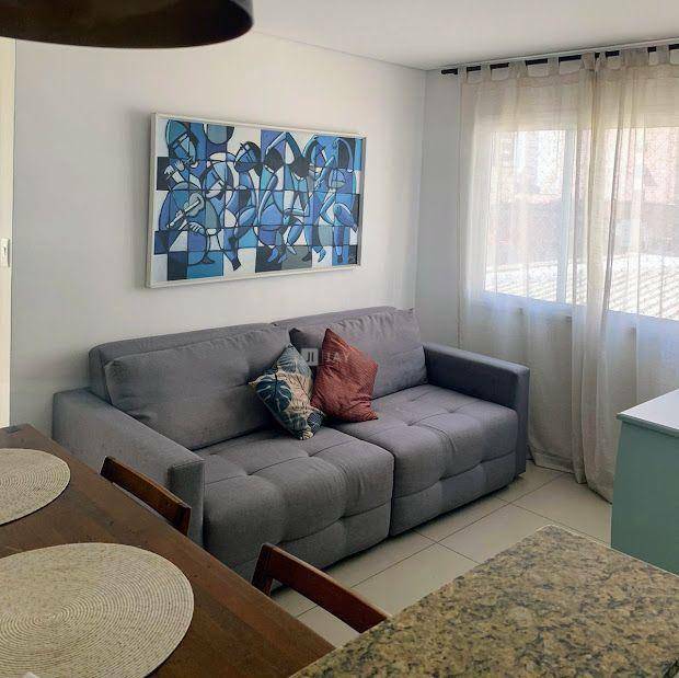 Apartamento à venda com 2 quartos, 79m² - Foto 2