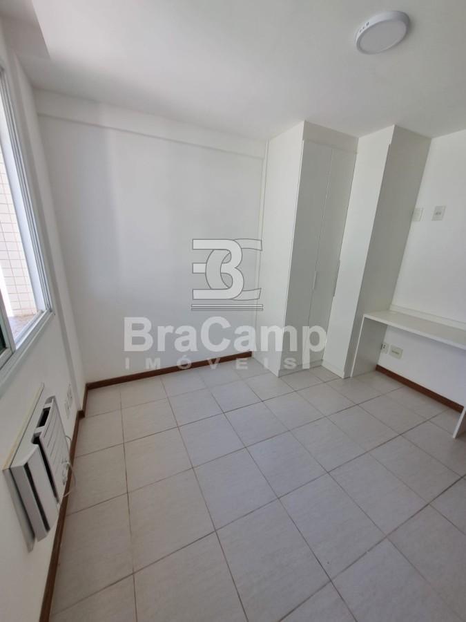 Apartamento para alugar com 3 quartos, 105m² - Foto 14