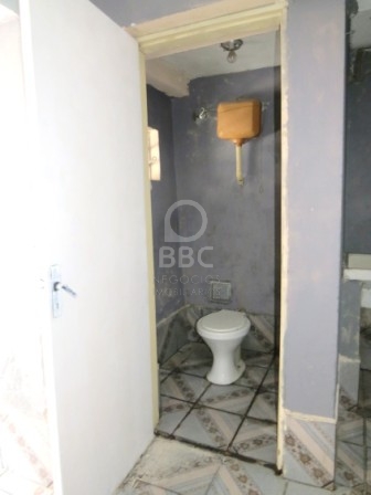 Sobrado à venda com 2 quartos, 330m² - Foto 13