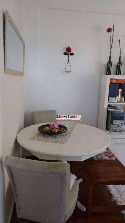 Apartamento à venda com 2 quartos, 56m² - Foto 2