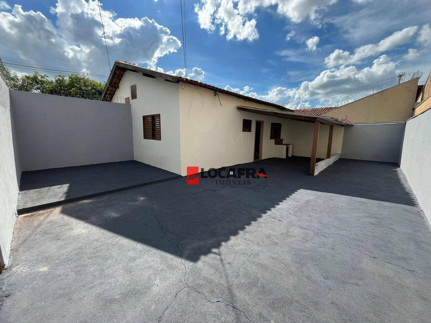 Casa para alugar com 1 quarto, 50m² - Foto 2