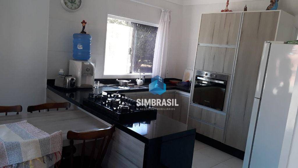 Chácara à venda com 7 quartos, 400m² - Foto 33