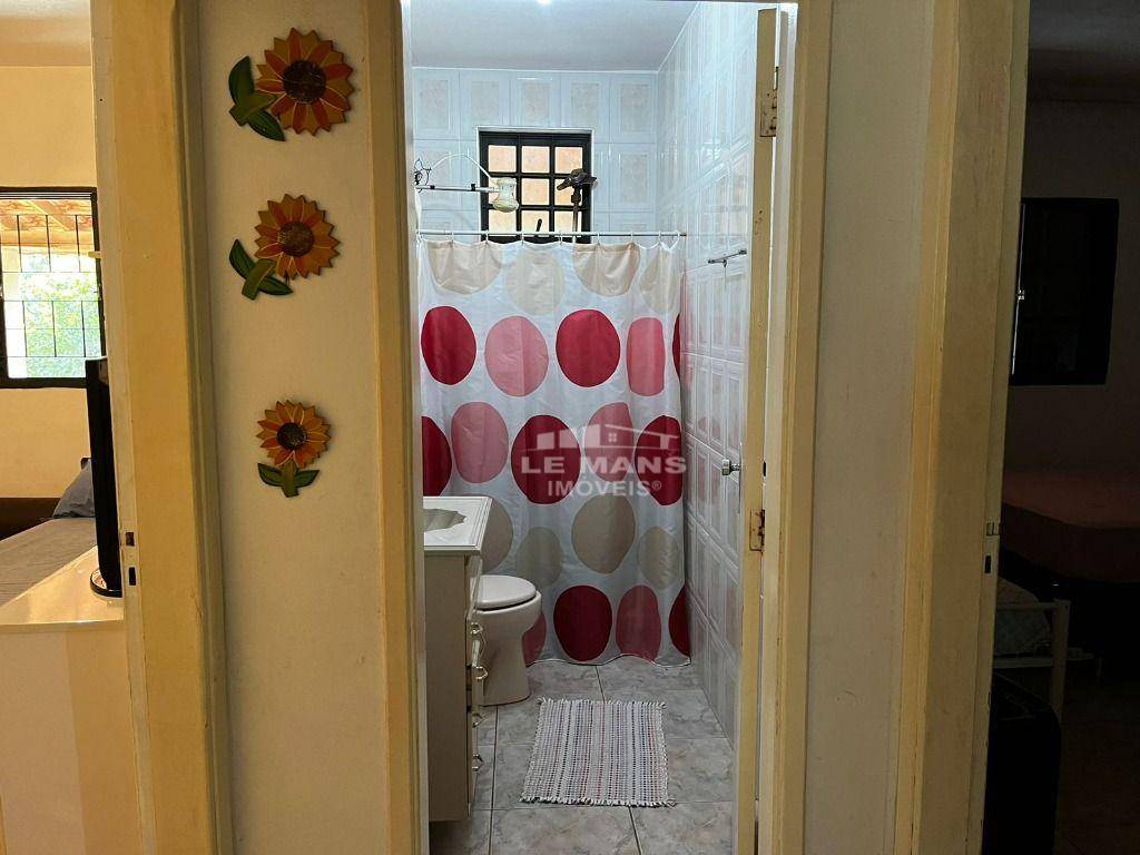 Chácara à venda com 2 quartos, 240m² - Foto 15