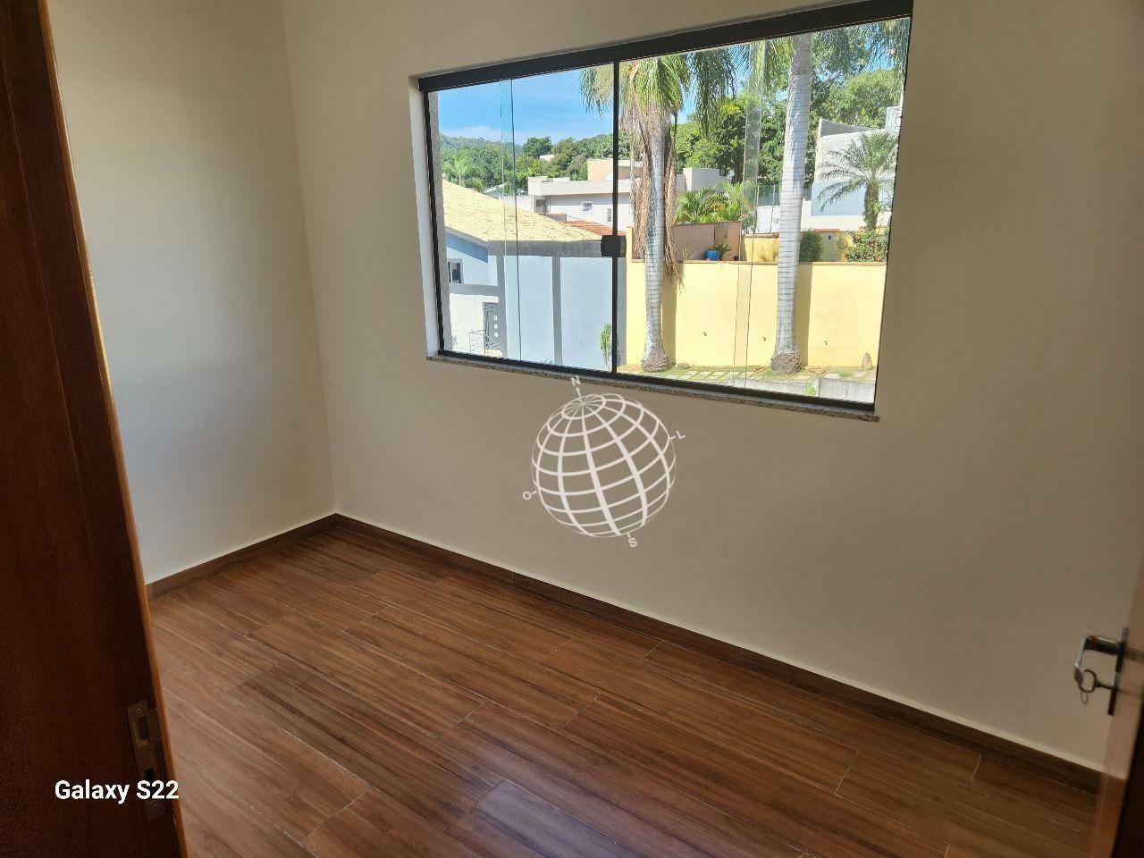 Casa à venda com 3 quartos, 110m² - Foto 14