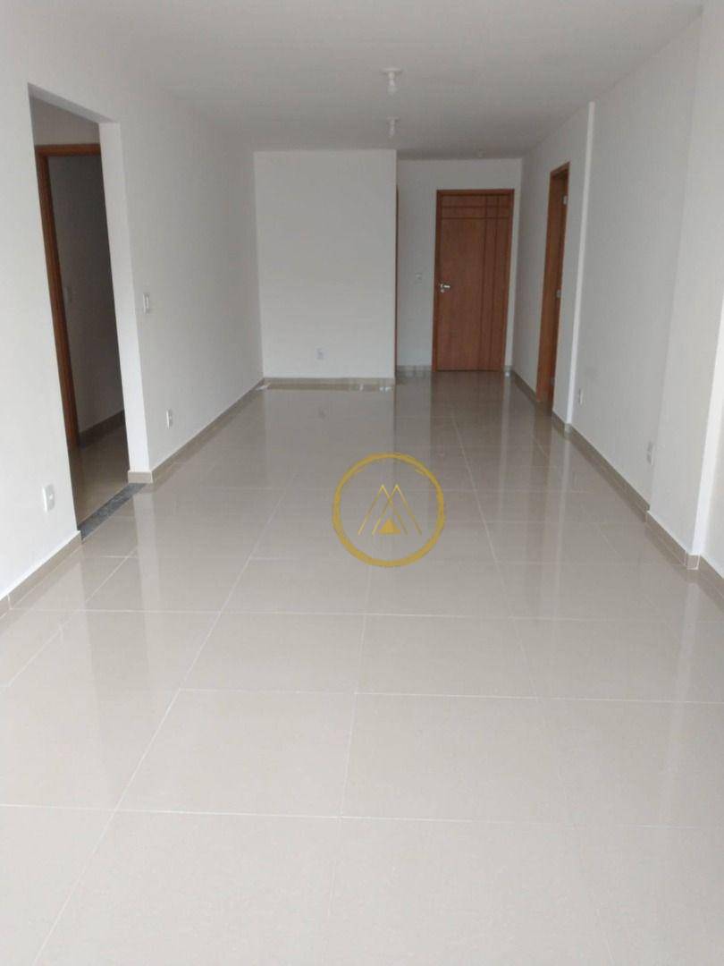 Apartamento à venda com 3 quartos, 142m² - Foto 3