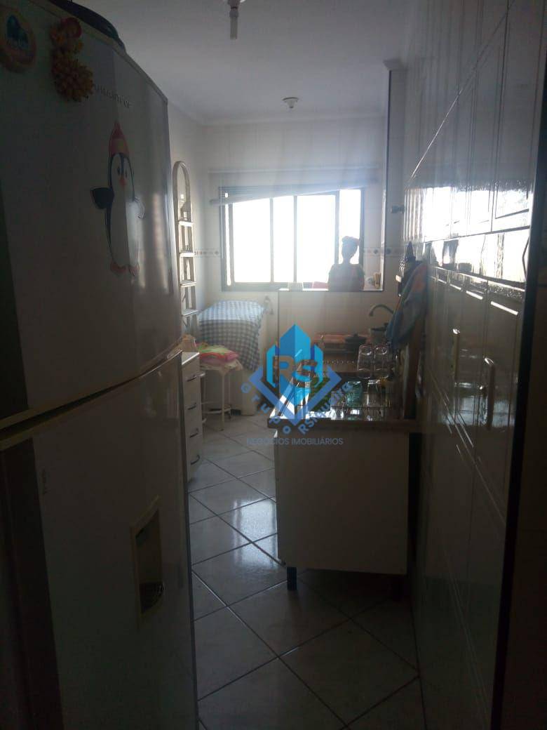 Apartamento à venda com 2 quartos, 75m² - Foto 9