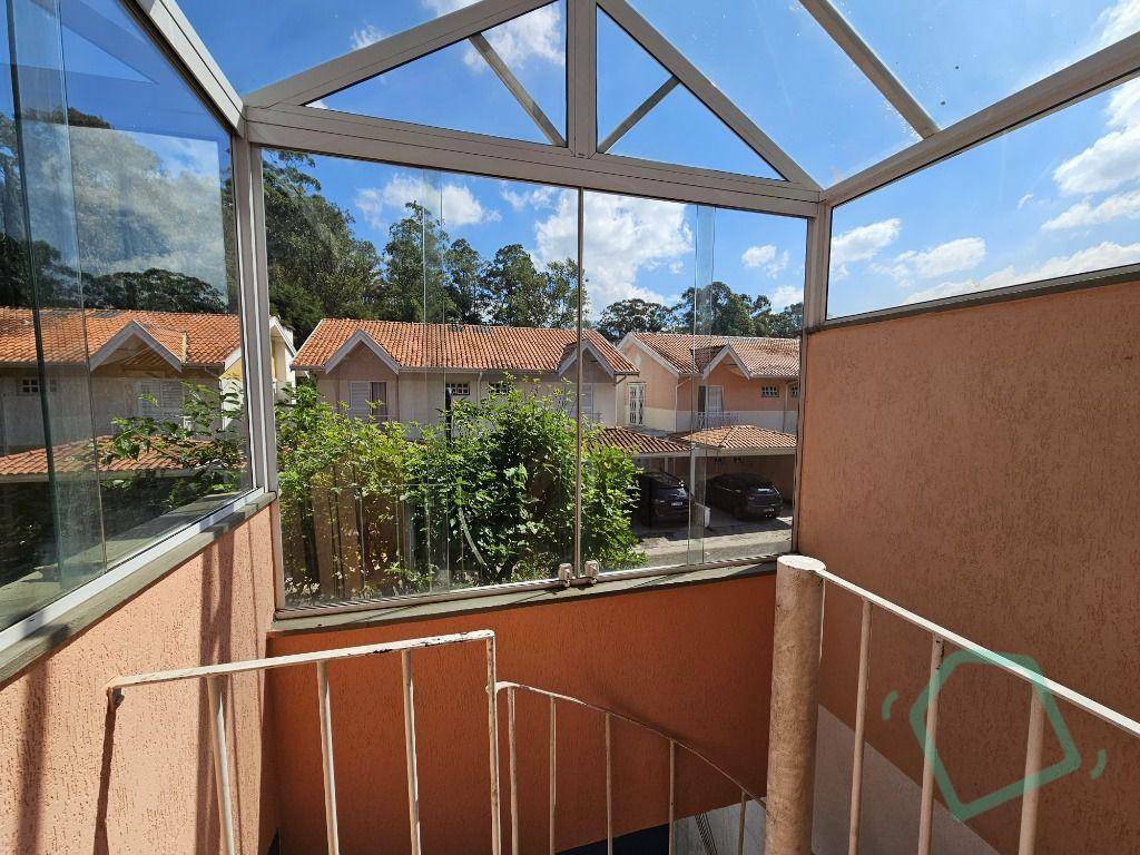 Casa de Condomínio para alugar com 3 quartos, 220m² - Foto 12