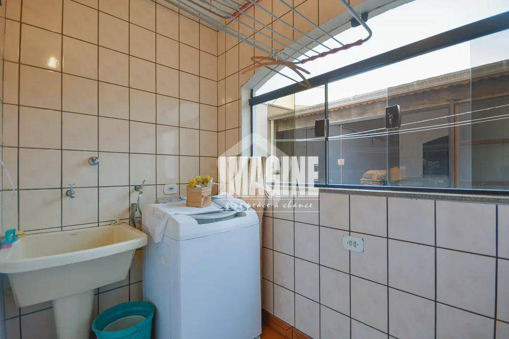 Sobrado à venda com 3 quartos, 250m² - Foto 23