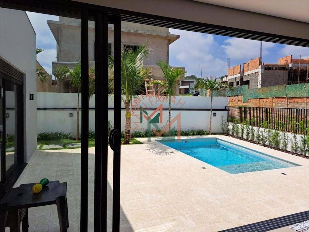 Casa de Condomínio à venda com 3 quartos, 296m² - Foto 4