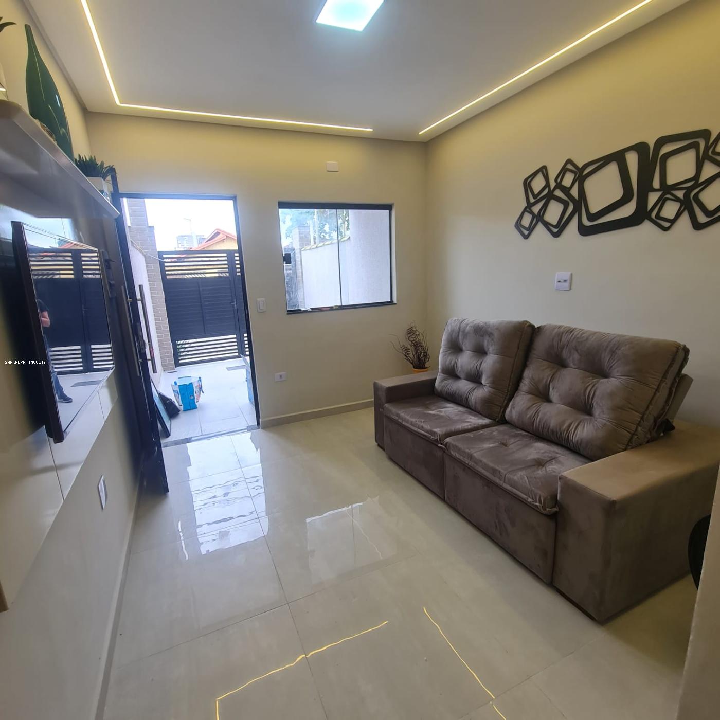 Casa à venda com 3 quartos, 98m² - Foto 6