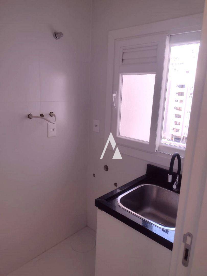 Apartamento à venda com 3 quartos, 112m² - Foto 30