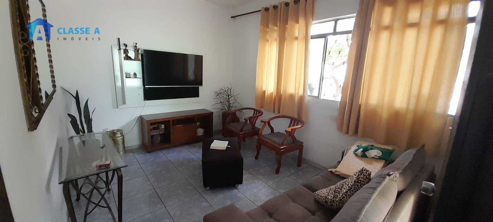 Casa à venda com 3 quartos, 60m² - Foto 11