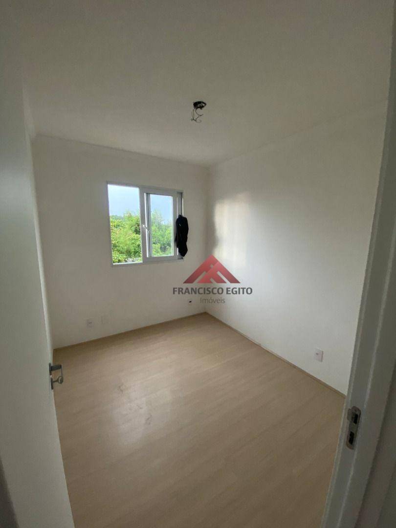 Apartamento à venda com 2 quartos, 44m² - Foto 13