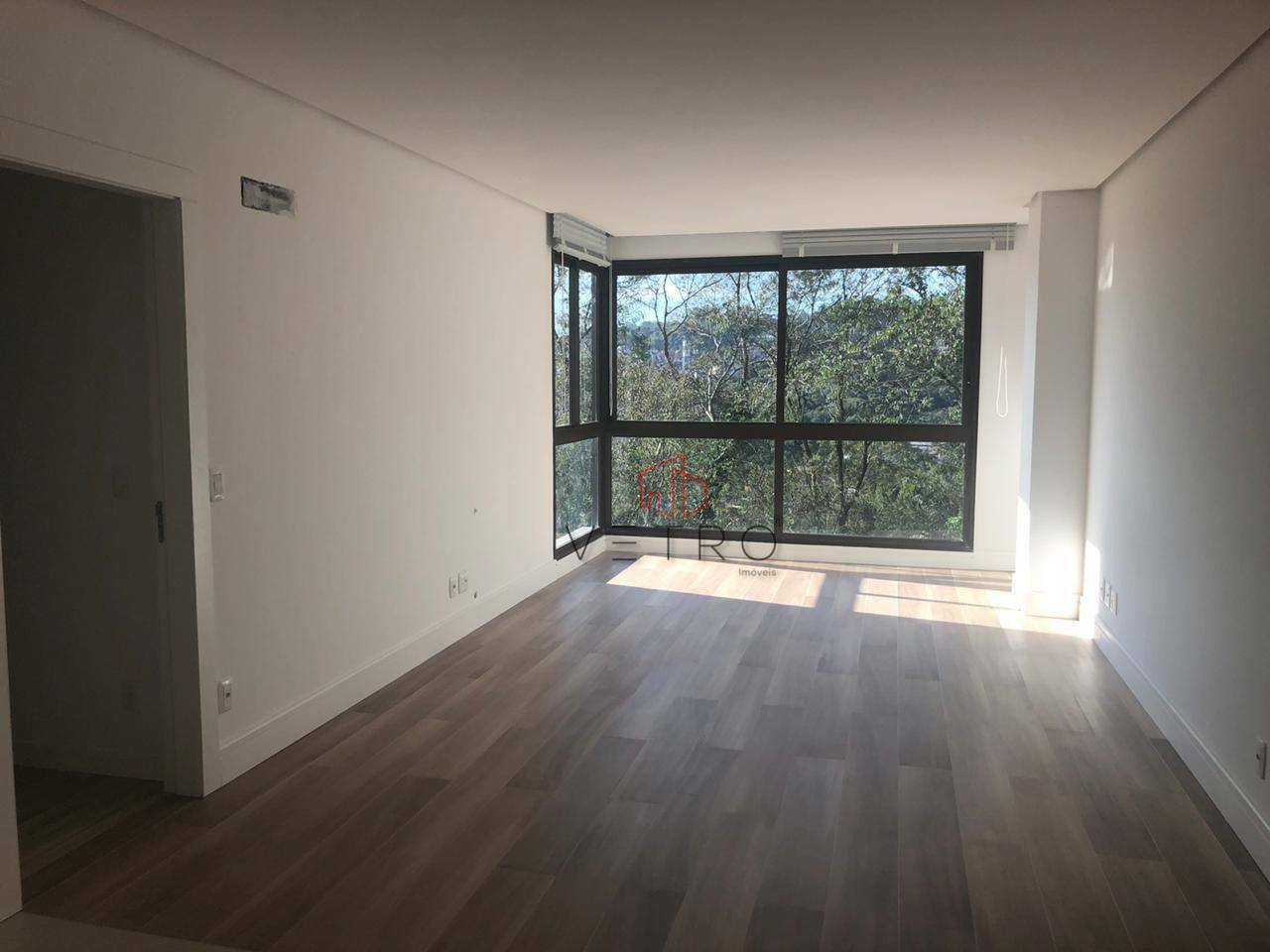 Apartamento à venda com 3 quartos, 104m² - Foto 1