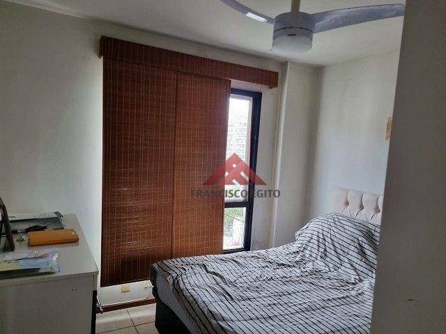 Apartamento à venda com 3 quartos, 120m² - Foto 9