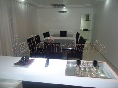 Apartamento à venda com 3 quartos, 192m² - Foto 2