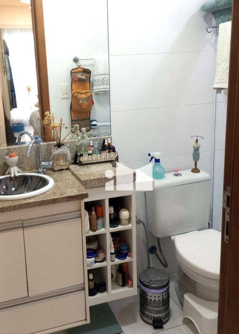 Apartamento à venda com 2 quartos, 65m² - Foto 18