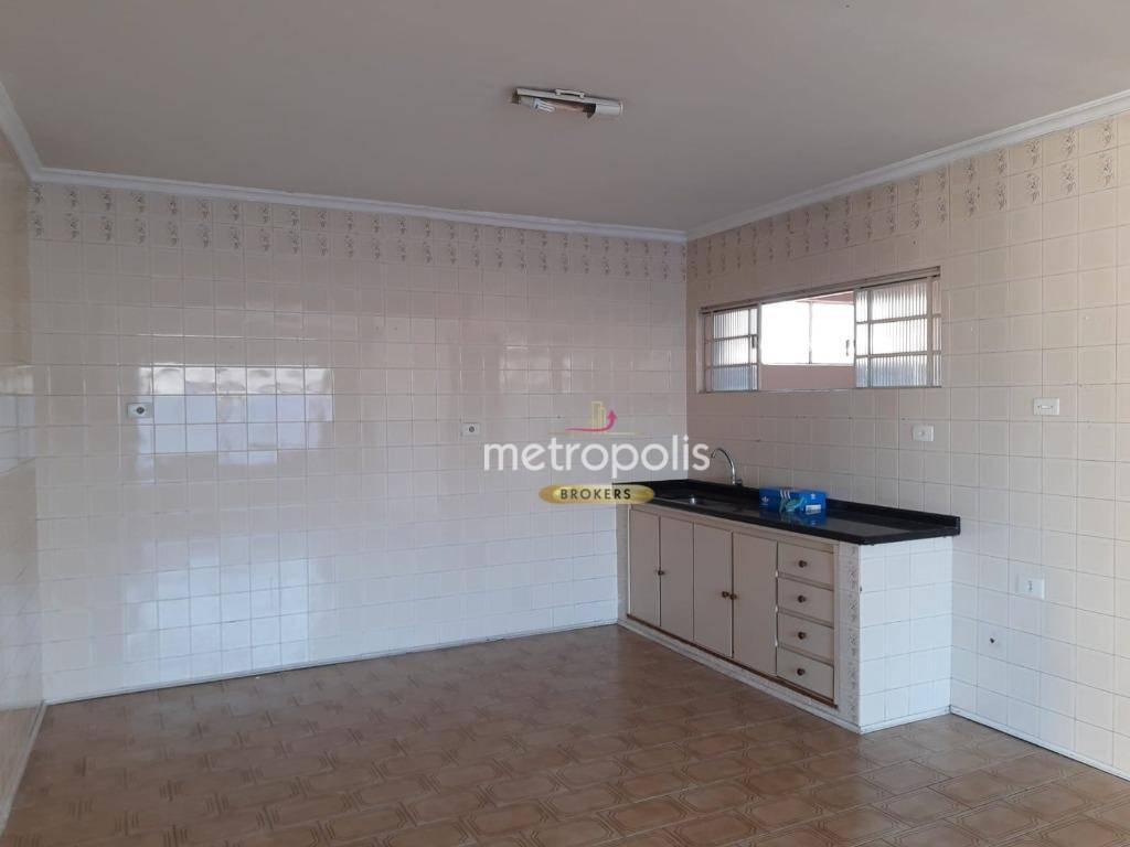 Casa para alugar com 2 quartos, 120m² - Foto 15