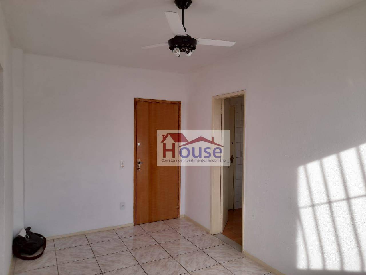 Apartamento à venda com 2 quartos, 85m² - Foto 12