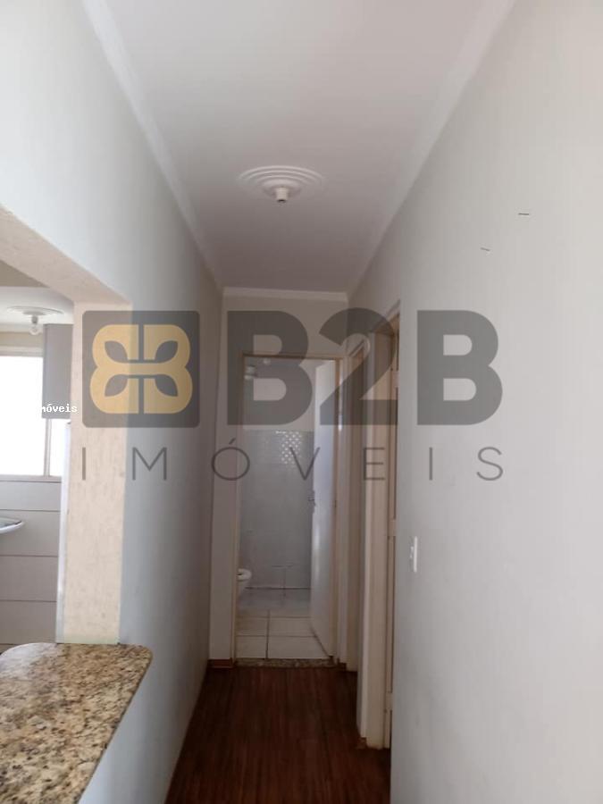 Apartamento à venda com 2 quartos, 42m² - Foto 1