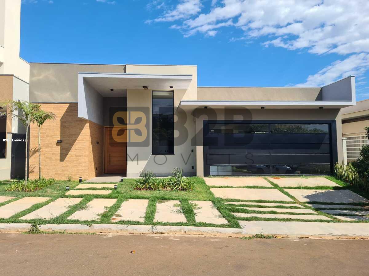 Casa de Condomínio à venda com 4 quartos, 270m² - Foto 2