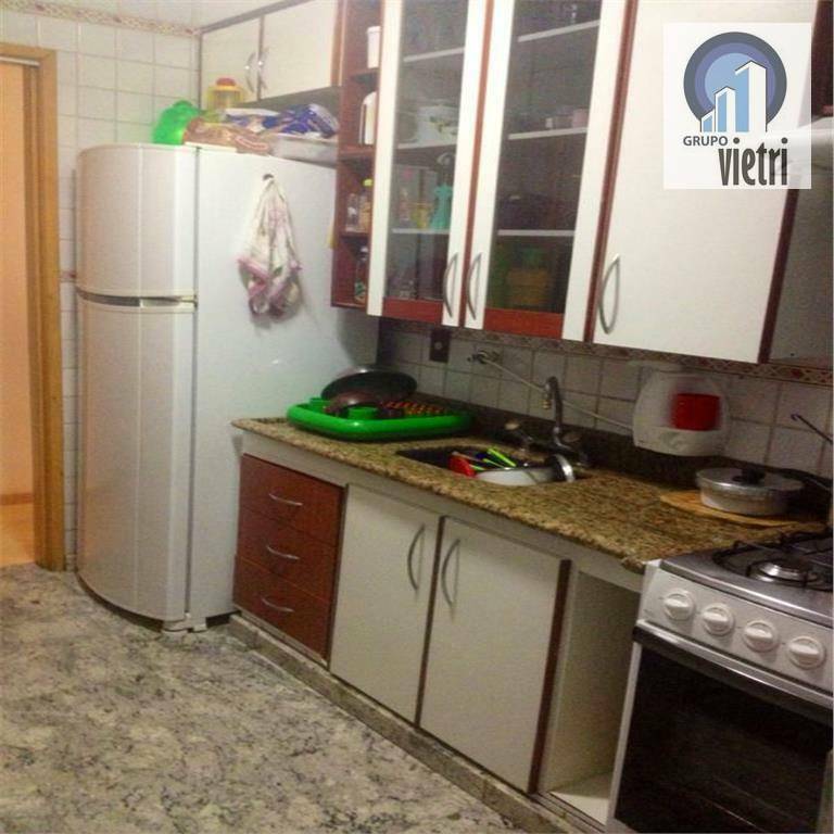 Apartamento à venda com 3 quartos, 75m² - Foto 12