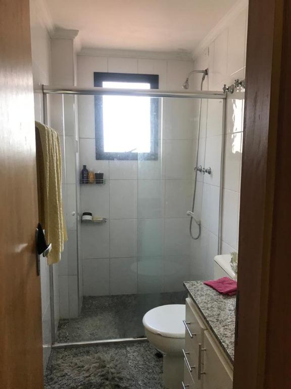 Apartamento à venda com 2 quartos, 68m² - Foto 17