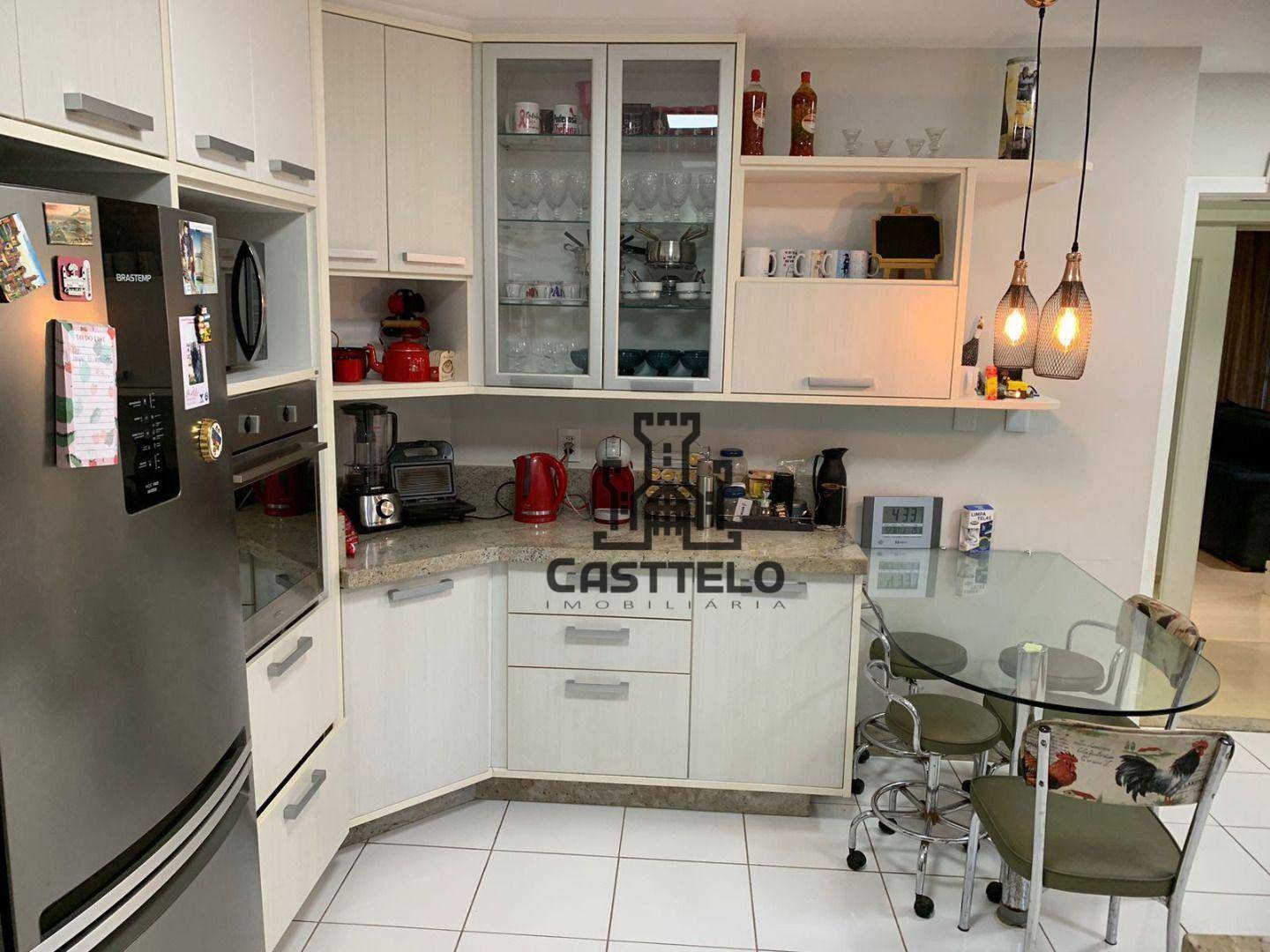 Apartamento à venda com 4 quartos, 214m² - Foto 23