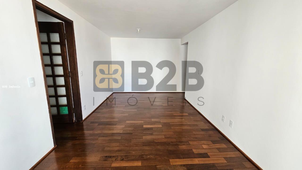 Apartamento à venda com 3 quartos, 96m² - Foto 4