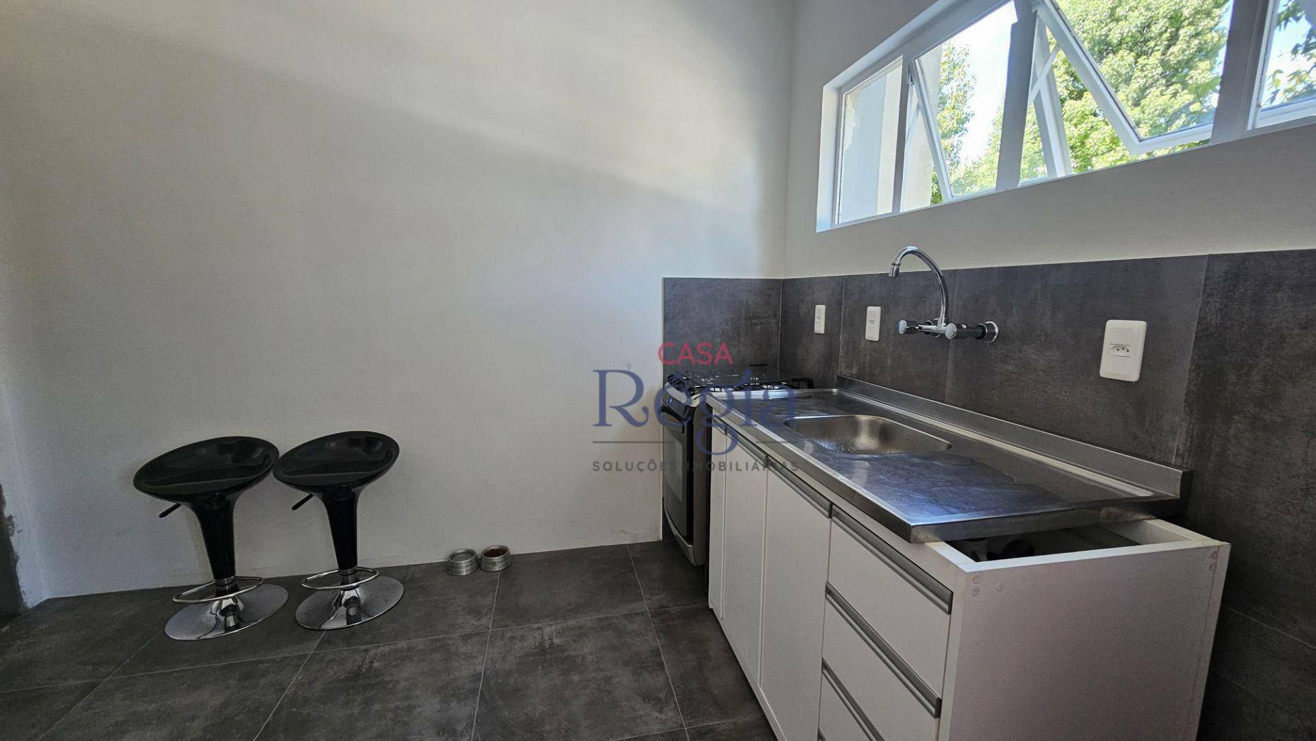 Apartamento para alugar com 2 quartos, 70m² - Foto 18