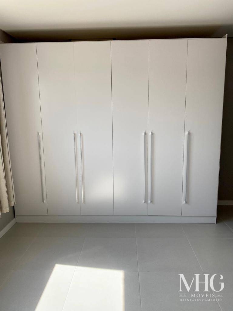 Apartamento à venda com 2 quartos, 98m² - Foto 2