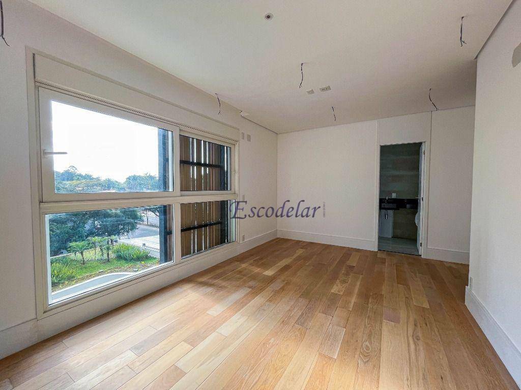 Apartamento à venda com 4 quartos, 227m² - Foto 23