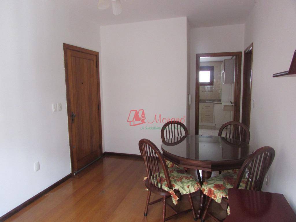 Apartamento à venda com 2 quartos, 60m² - Foto 4