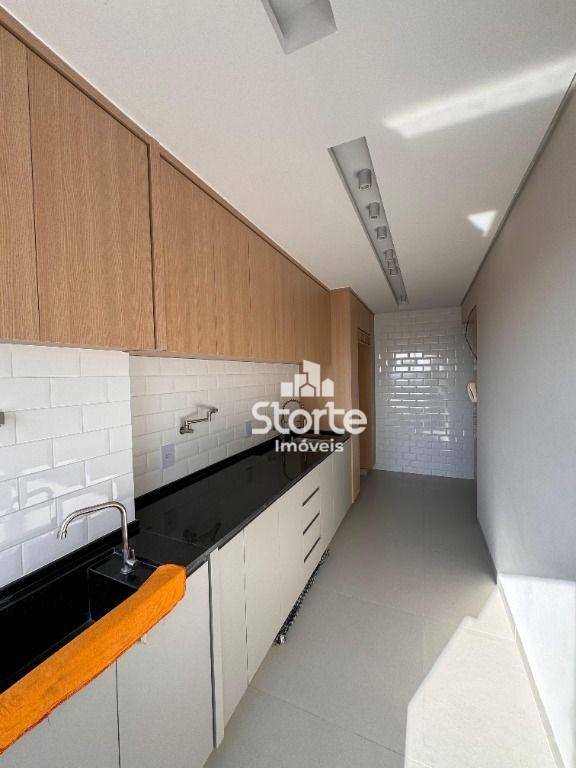 Apartamento à venda com 3 quartos, 83m² - Foto 3