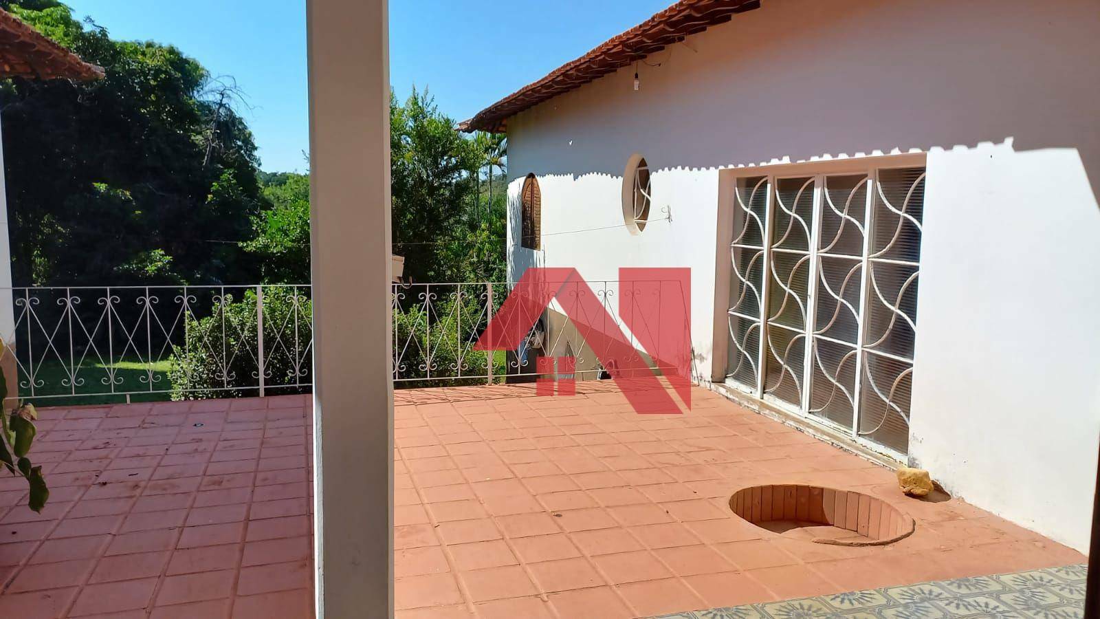 Casa à venda e aluguel com 4 quartos, 380m² - Foto 11