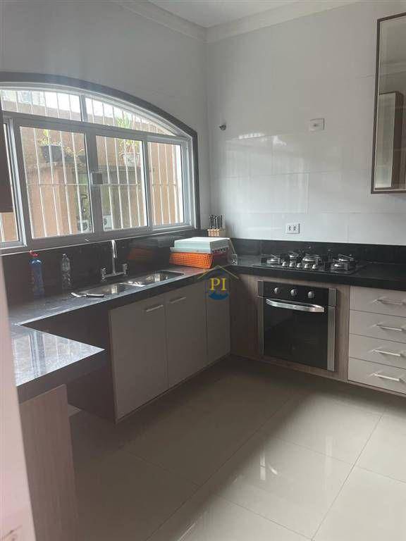 Casa à venda com 5 quartos, 100m² - Foto 8