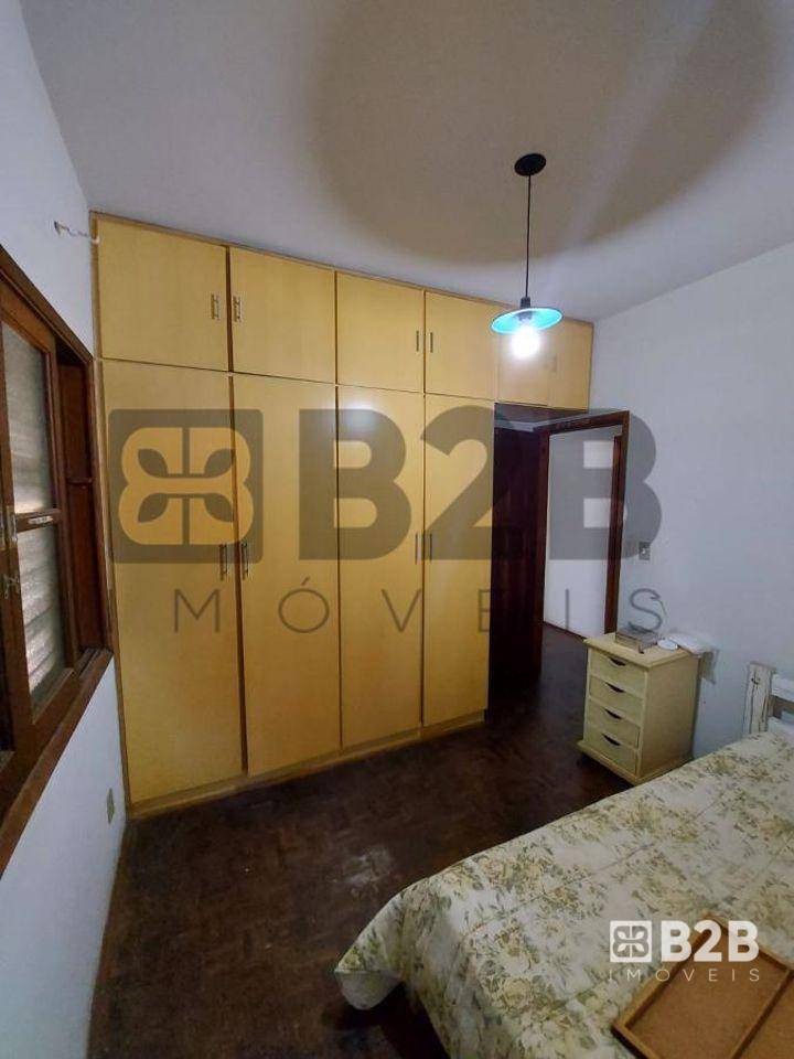 Casa à venda com 5 quartos, 232m² - Foto 23
