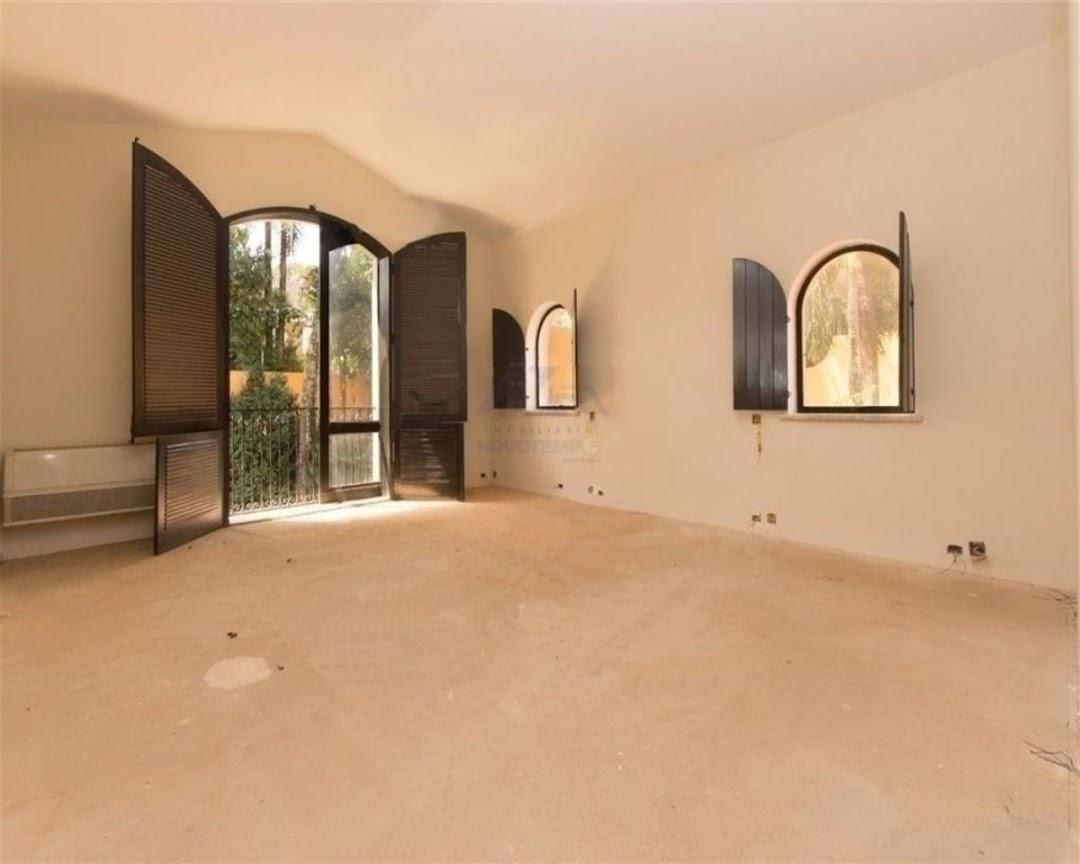 Casa para alugar com 4 quartos, 1599m² - Foto 8