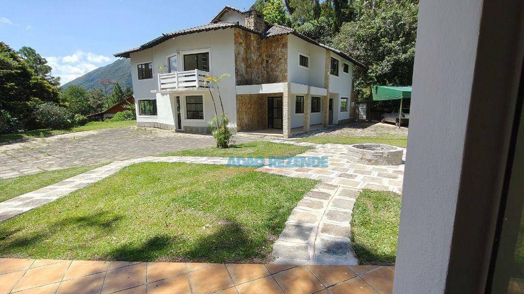 Casa de Condomínio à venda com 5 quartos, 460m² - Foto 3