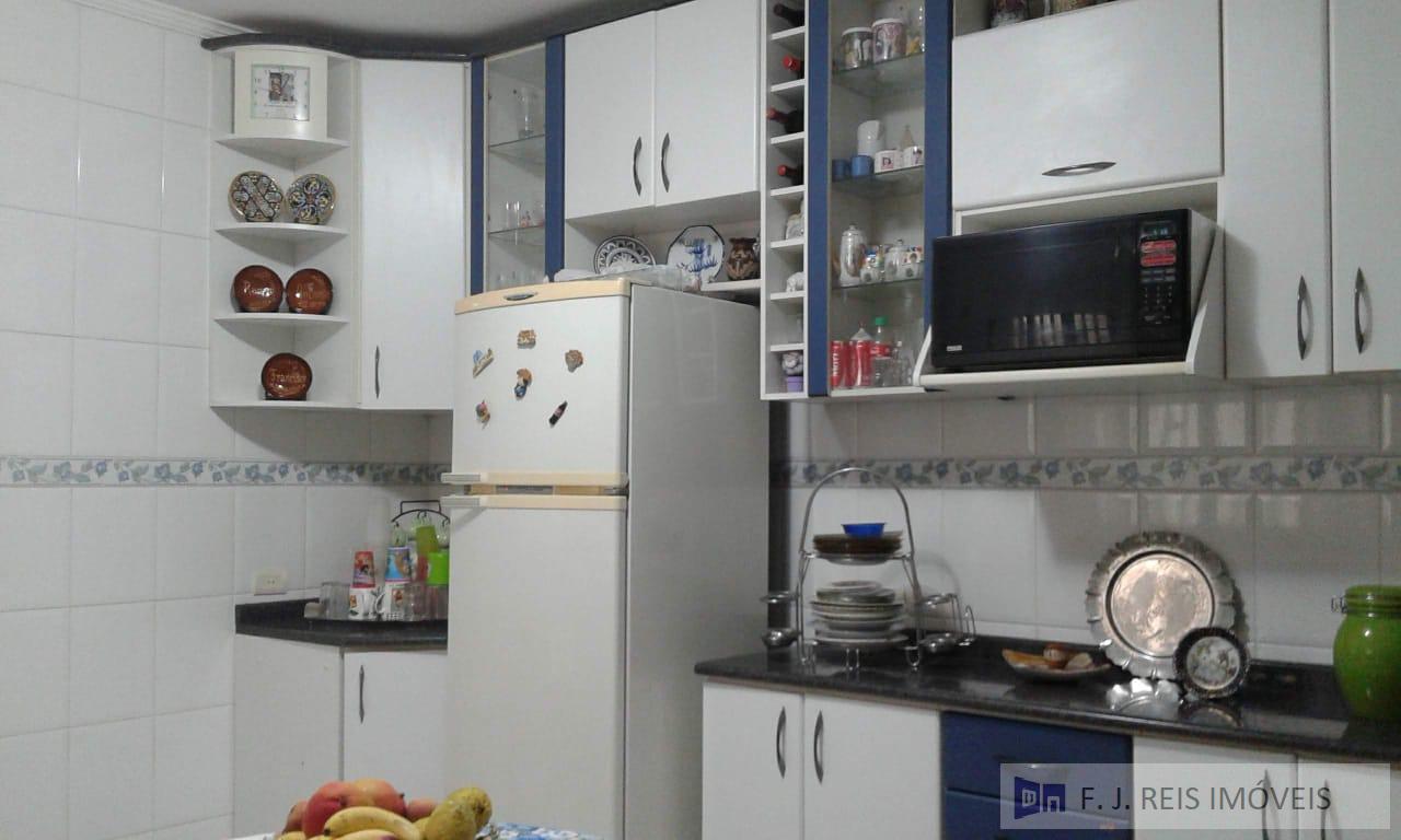 Sobrado à venda com 3 quartos, 180m² - Foto 6