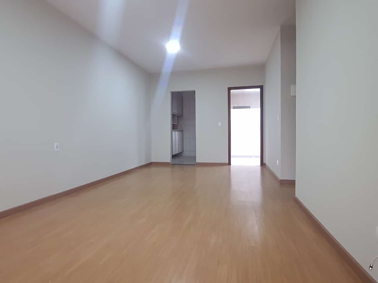 Casa à venda com 2 quartos, 52m² - Foto 12