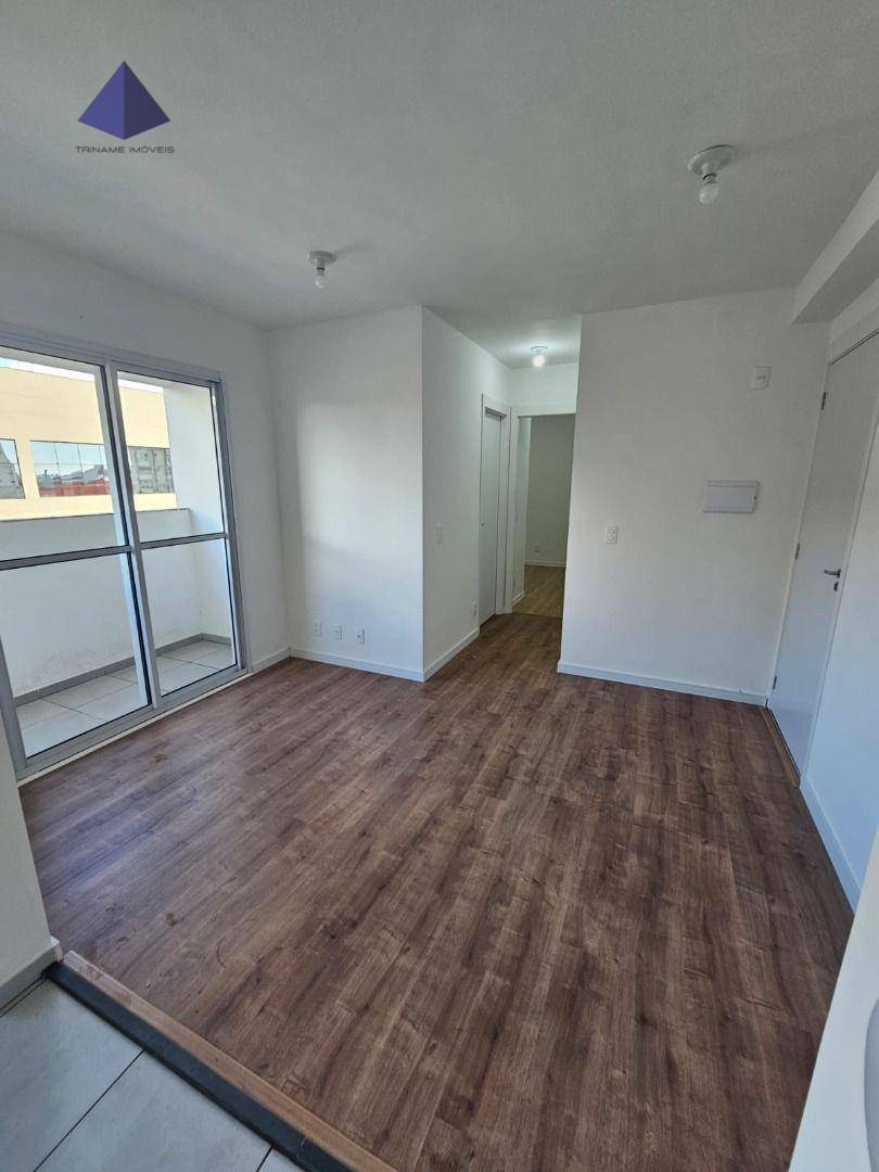 Apartamento para alugar com 2 quartos, 43m² - Foto 3