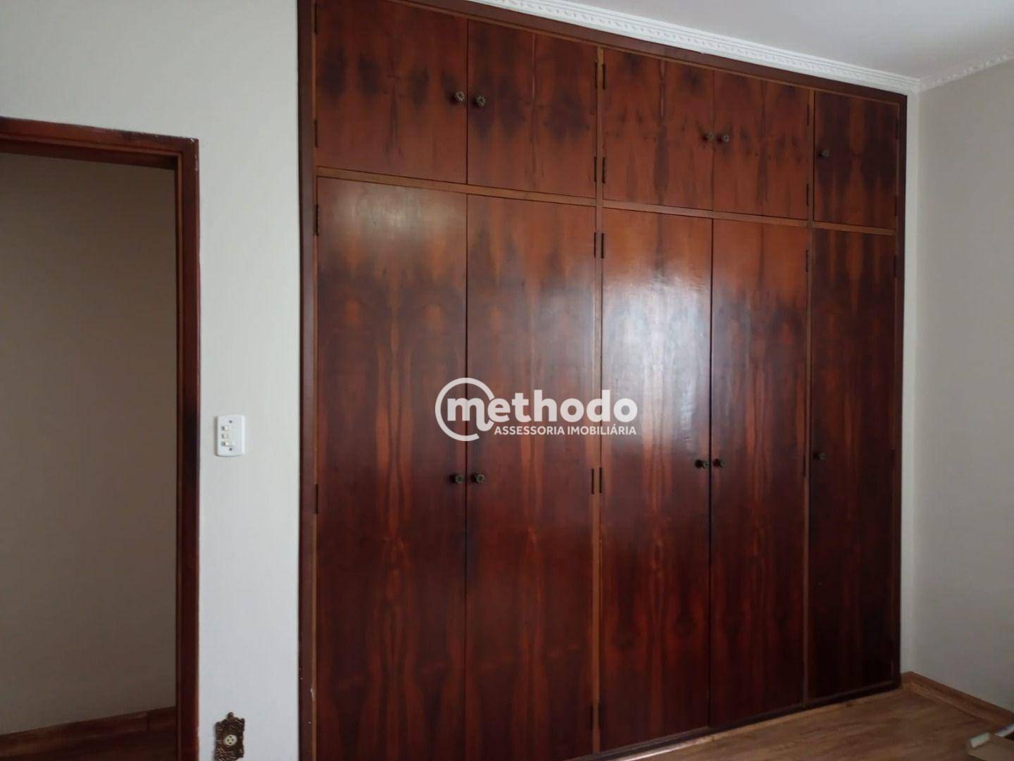 Casa para alugar com 3 quartos, 212m² - Foto 13