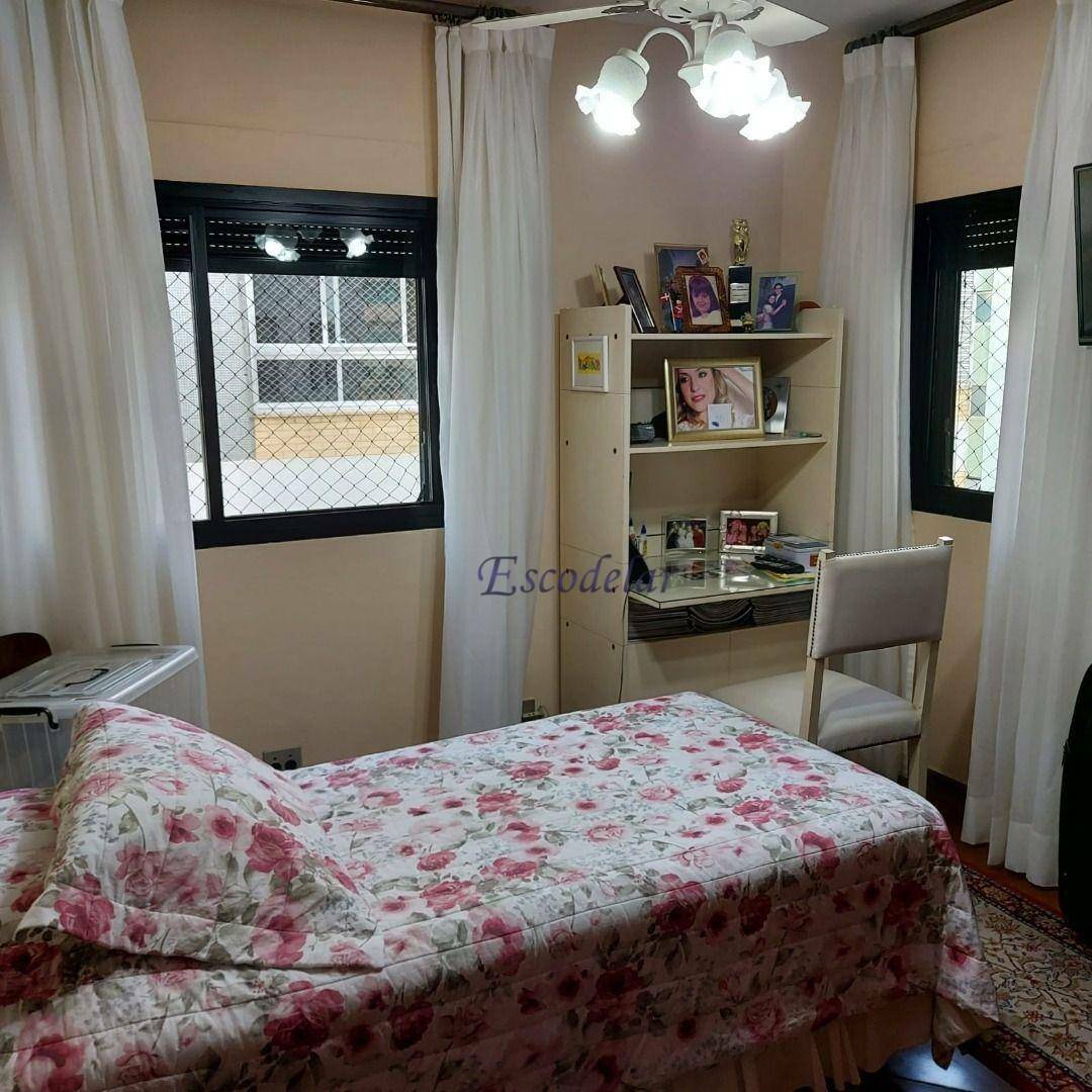 Apartamento à venda com 4 quartos, 186m² - Foto 15