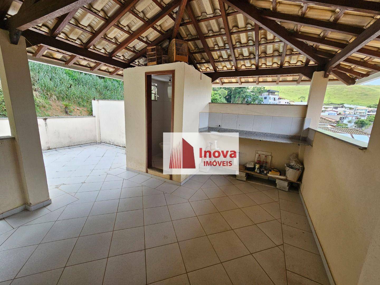 Casa para alugar com 4 quartos, 220m² - Foto 43