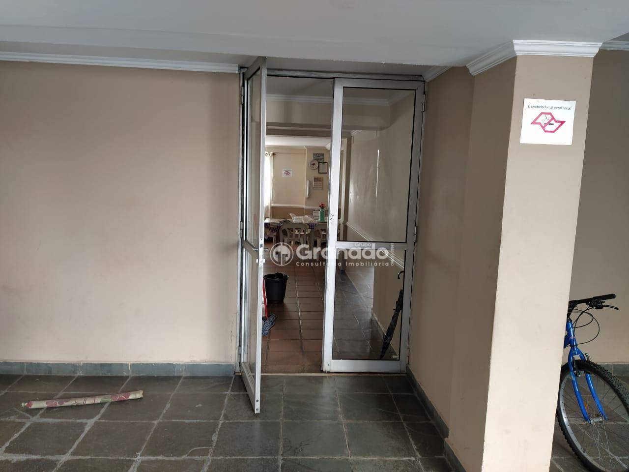 Apartamento à venda com 2 quartos, 61m² - Foto 17