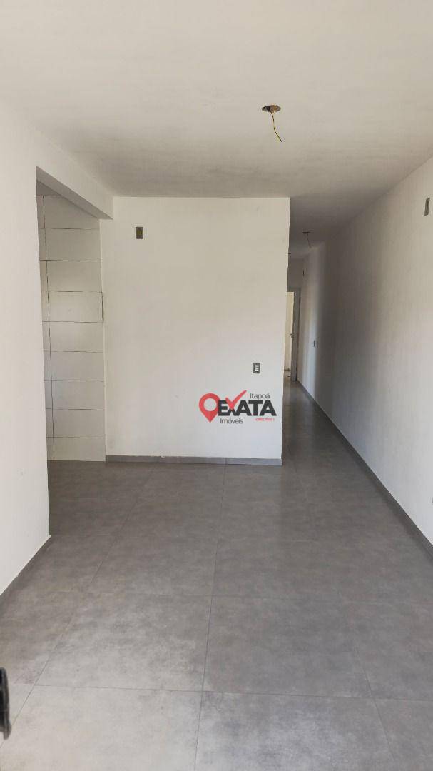 Casa à venda com 3 quartos, 84m² - Foto 17