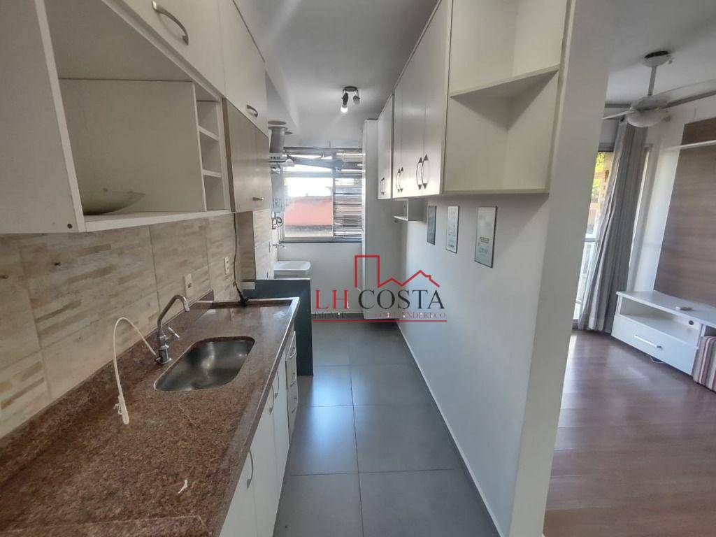 Apartamento à venda com 2 quartos, 64m² - Foto 22