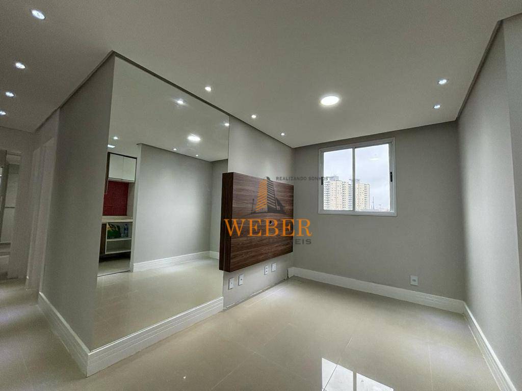 Apartamento à venda com 2 quartos, 42m² - Foto 4